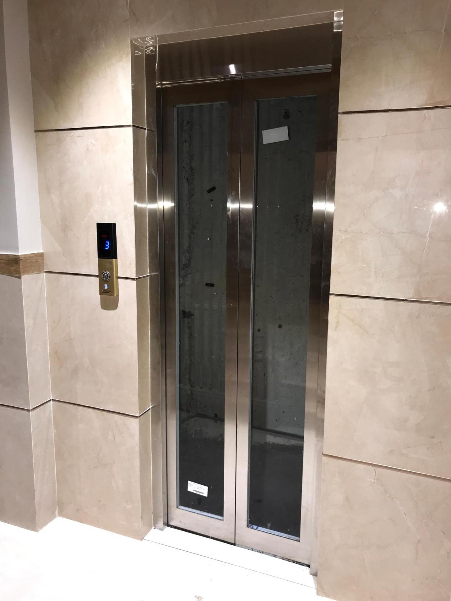 Hotel Amber Paramount Мумбаї Екстер'єр фото